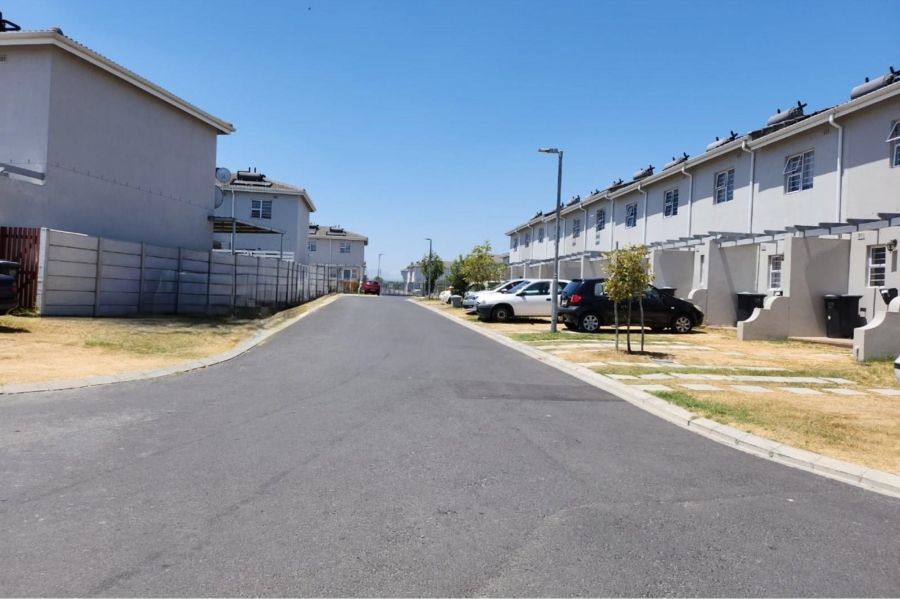 2 Bedroom Property for Sale in Bardale Village Western Cape